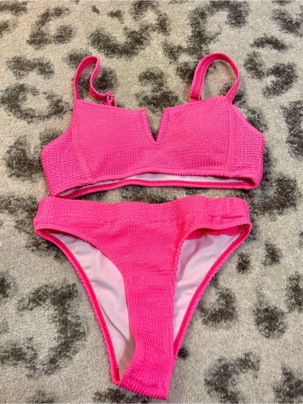• hot pink bikini •